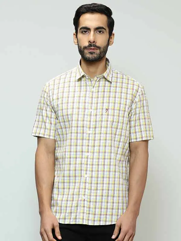 Men Checked Half Sleeve Cotton Blend Shirt