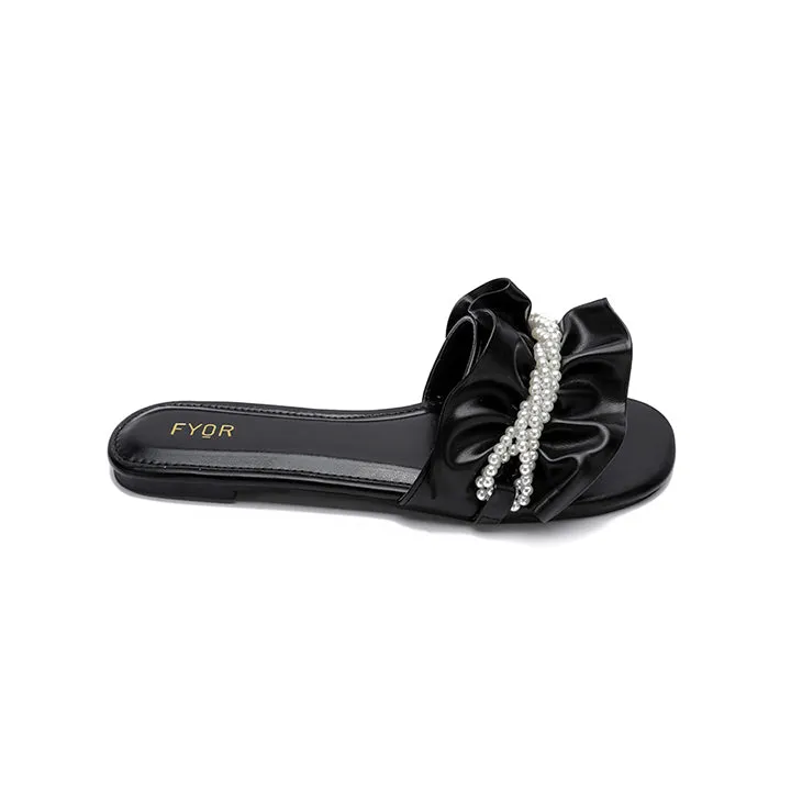 Pearl Detailed Ruched Slide Sandal MY 221